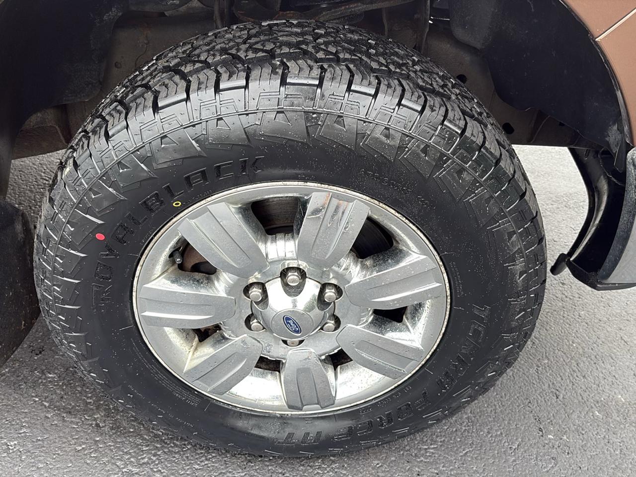 Ford F-150 4WD SuperCab 145" Lariat 2011