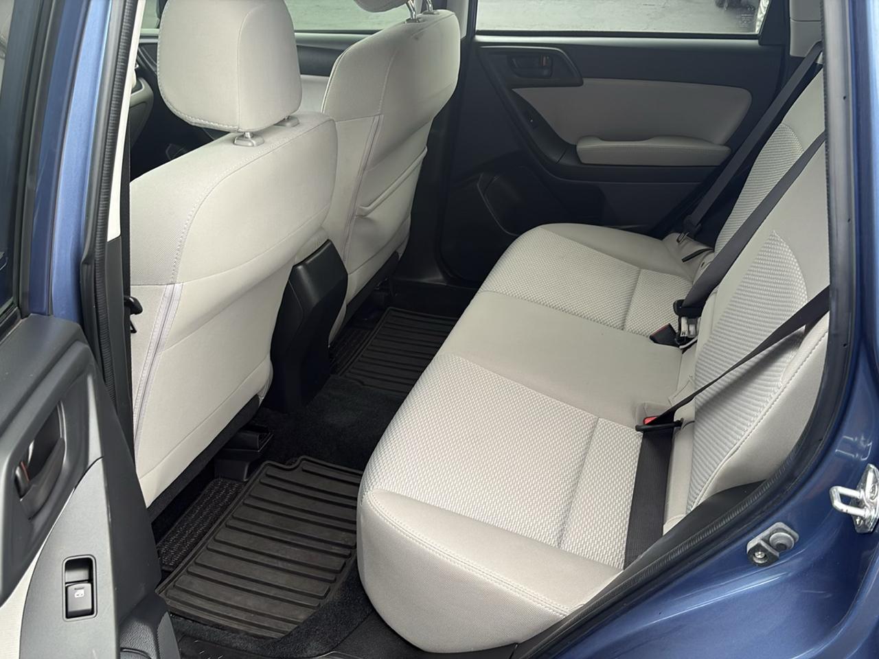 Subaru Forester 4dr CVT 2.5i Premium PZEV 2016