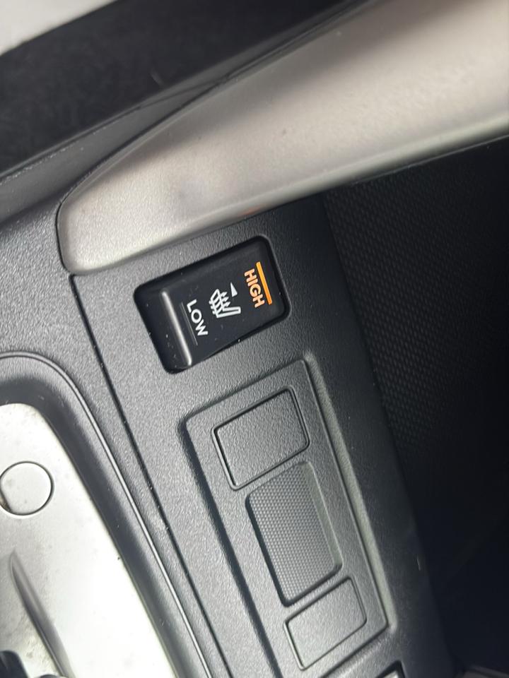 Subaru Forester 4dr CVT 2.5i Premium PZEV 2016