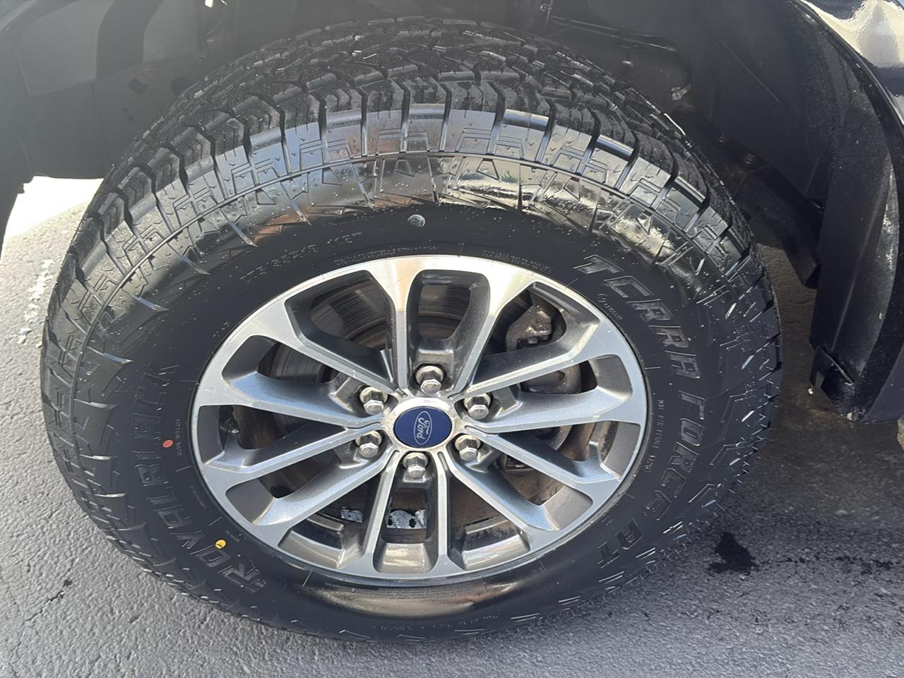 Ford F-150 4WD SuperCab 145" XLT 2019