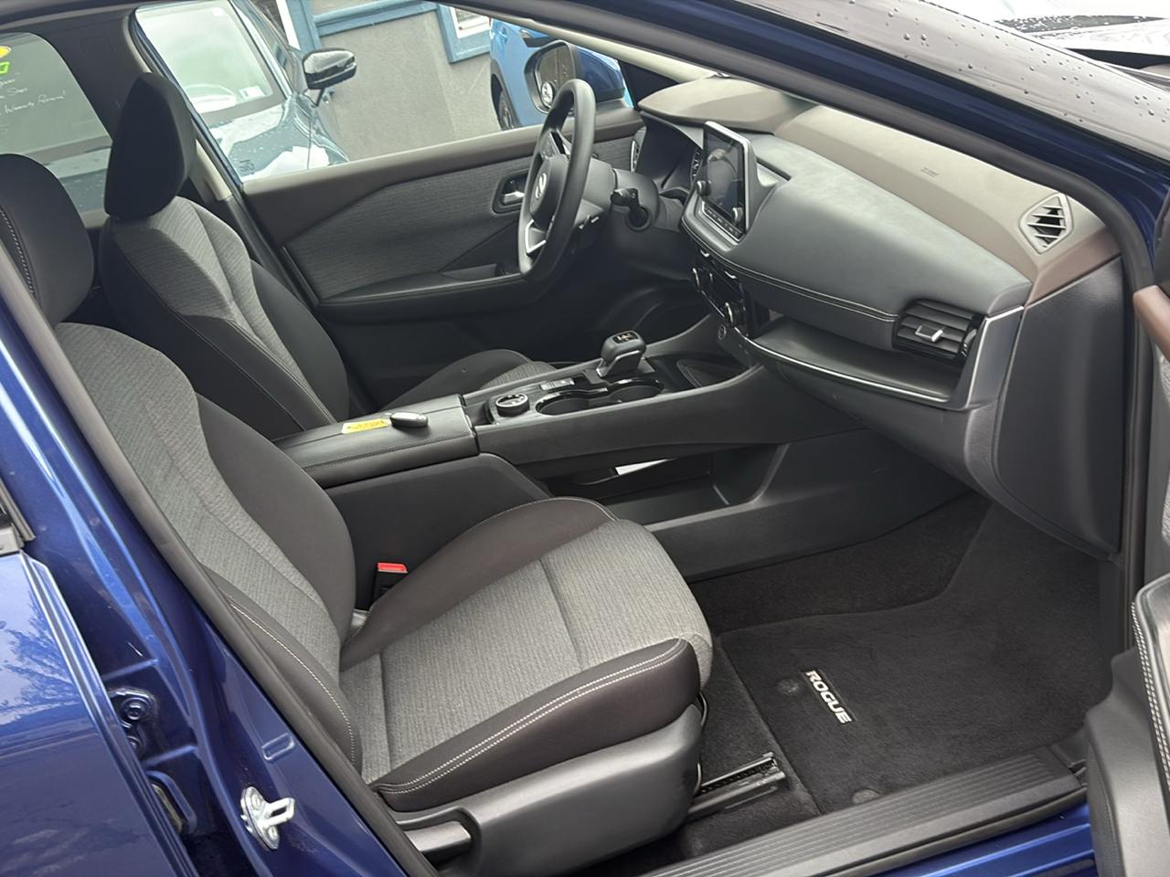 Nissan Rogue AWD SV 2021