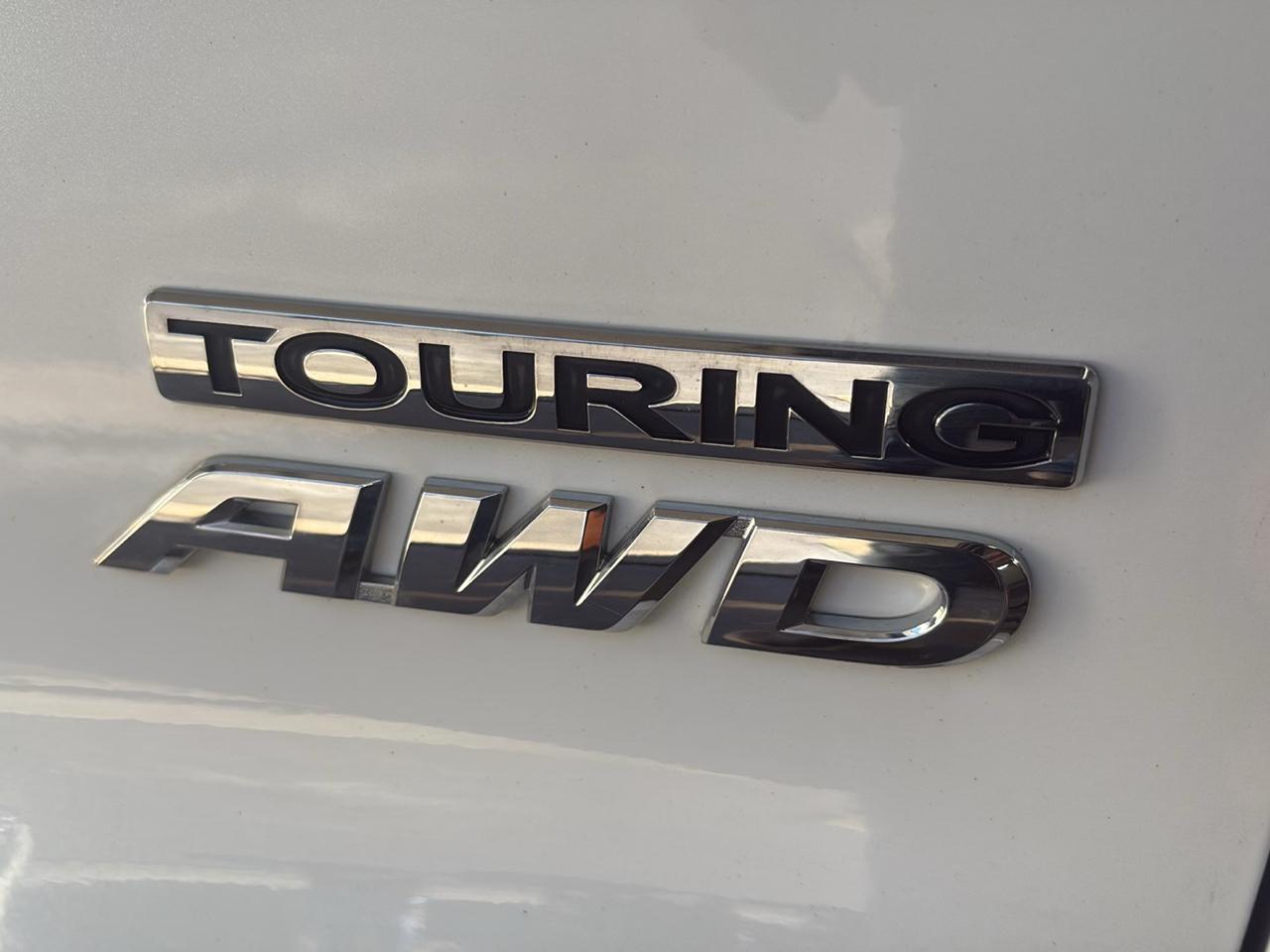 Honda Pilot Touring 7-Passenger AWD 2020