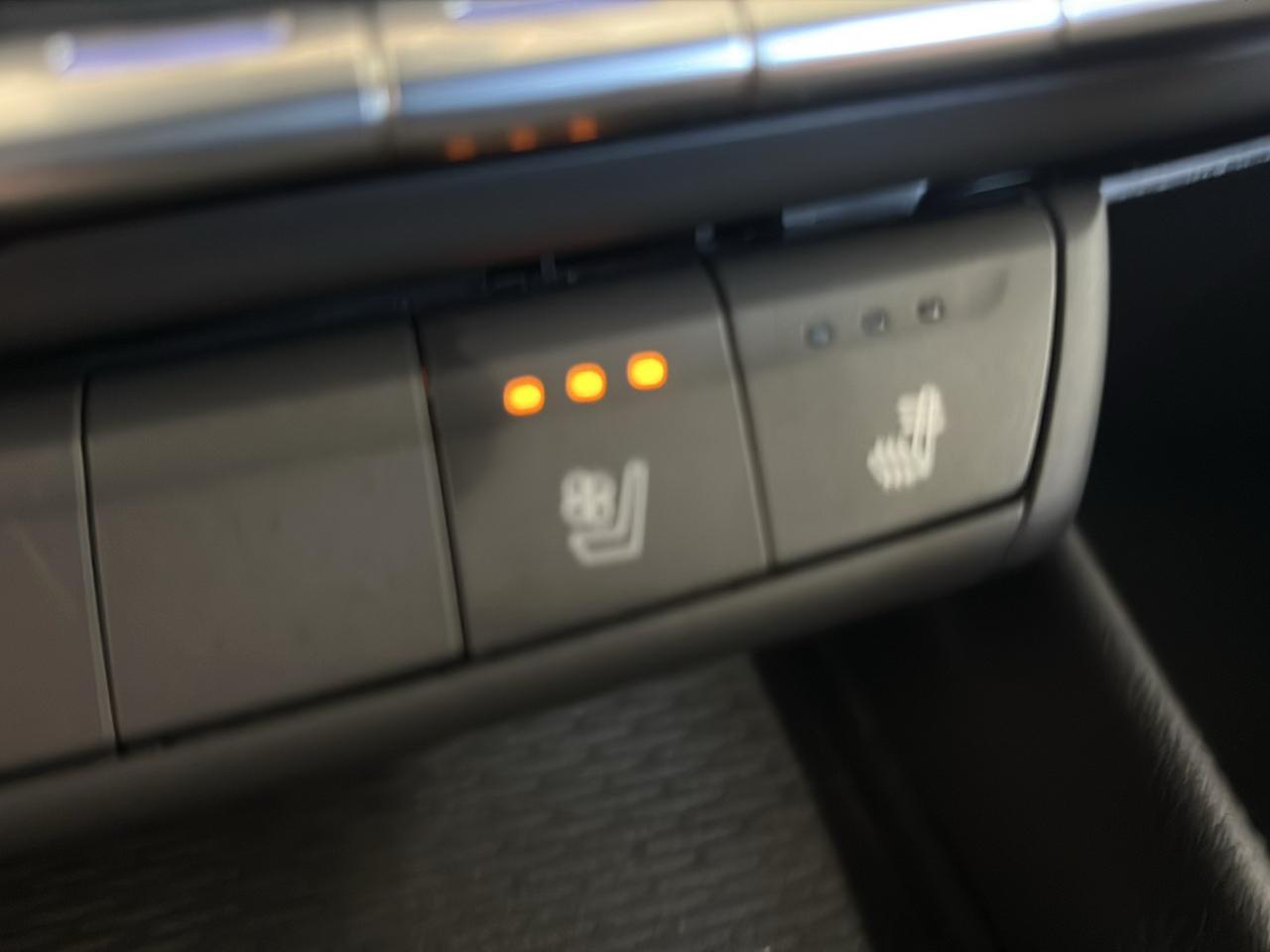 Cadillac CT4 4dr Sdn Premium Luxury 2021
