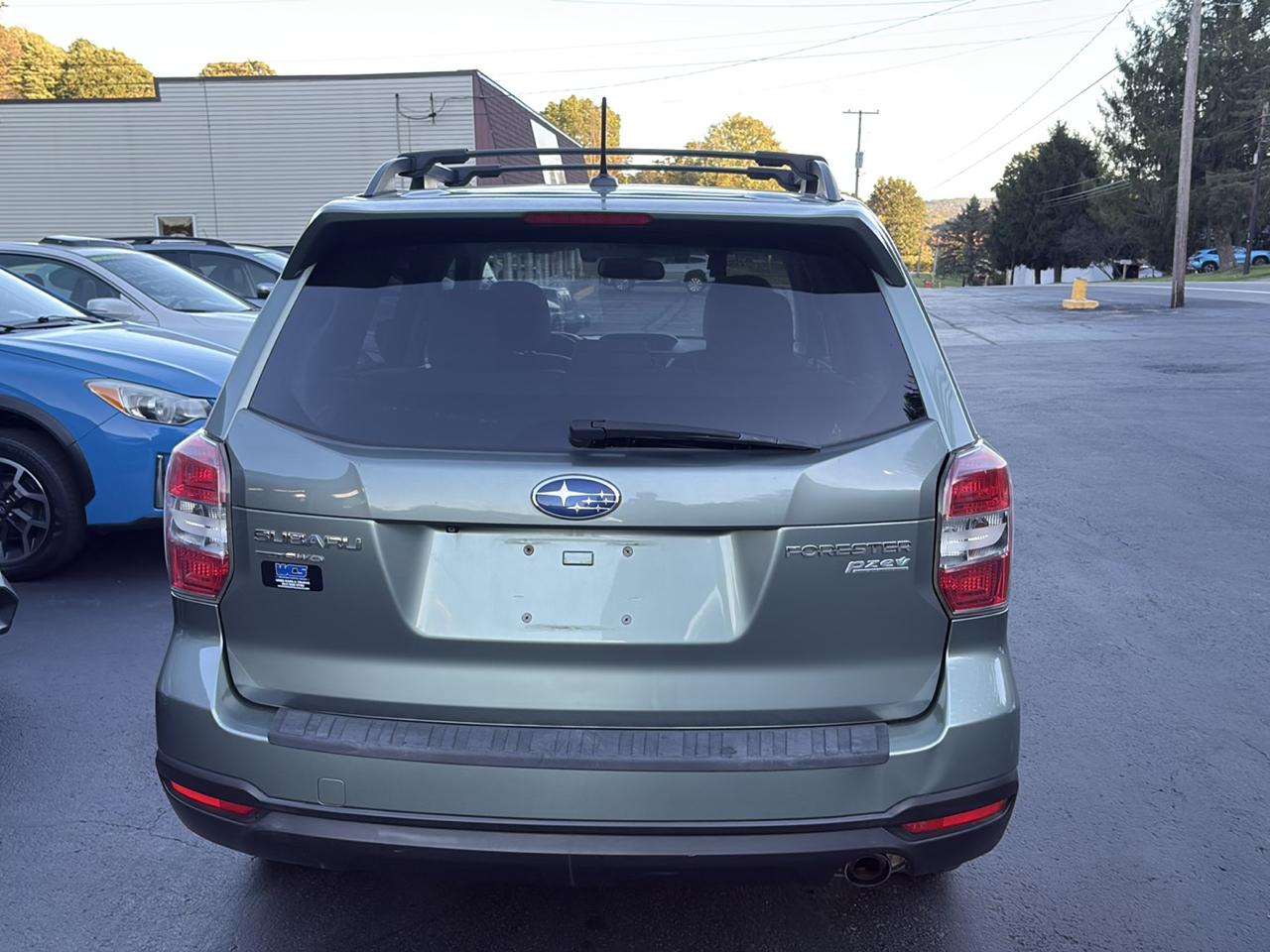 Subaru Forester 4dr Auto 2.5i Touring PZEV 2014