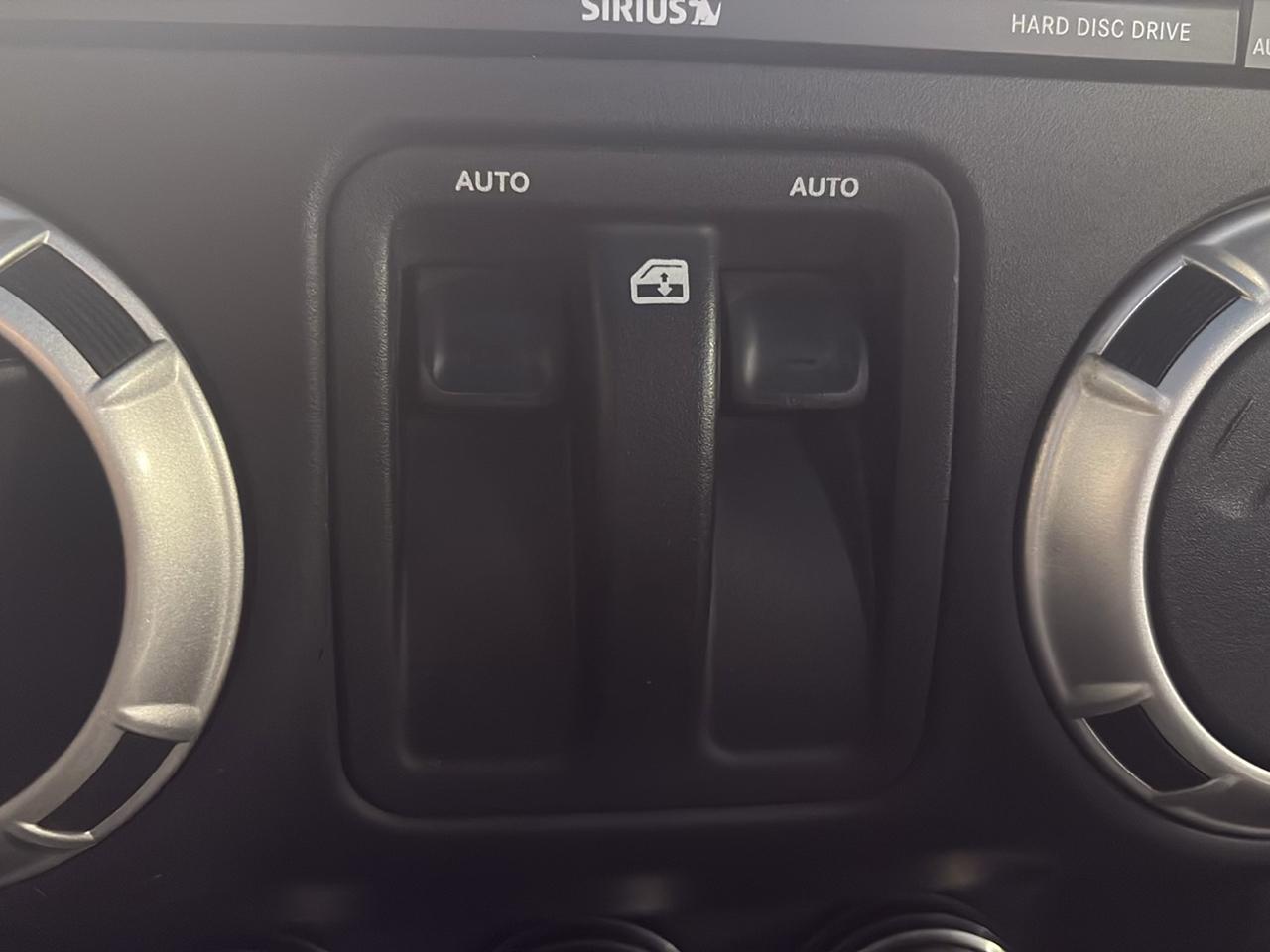 Jeep Wrangler 4WD 2dr Sahara 2016