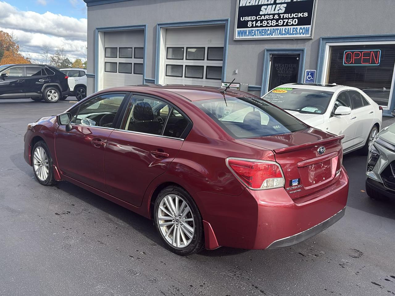 Subaru Impreza Sedan 4dr CVT 2.0i Premium 2015