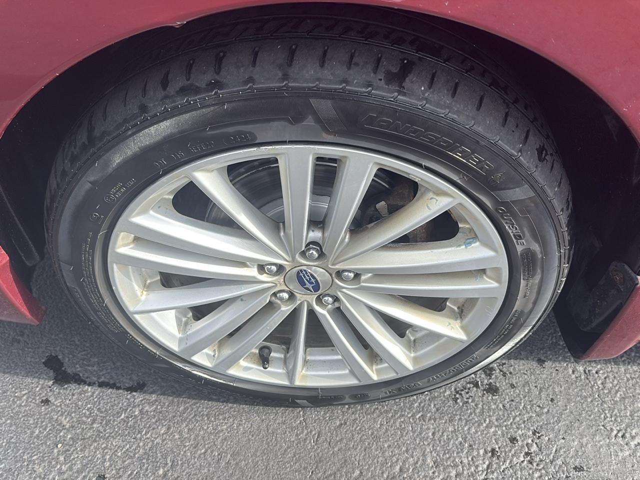 Subaru Impreza Sedan 4dr CVT 2.0i Premium 2015