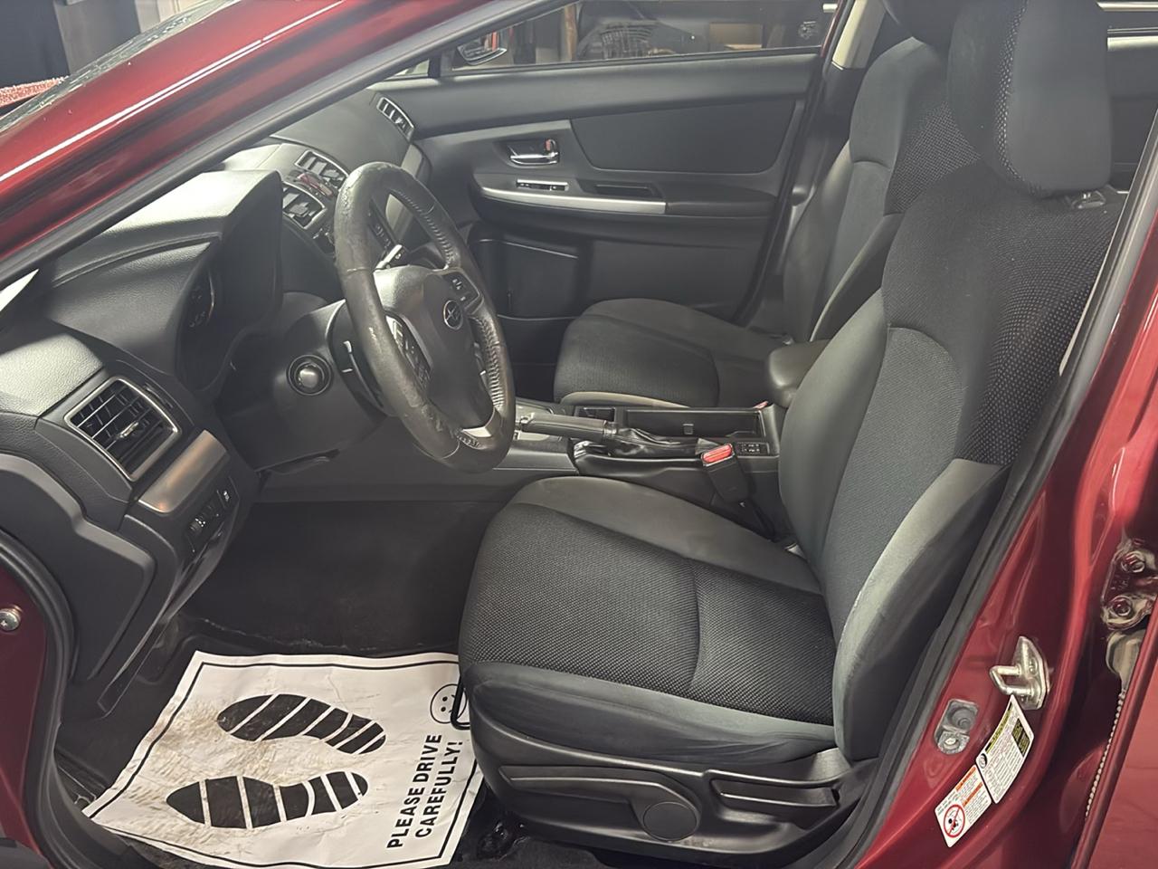 Subaru Impreza Sedan 4dr CVT 2.0i Premium 2015