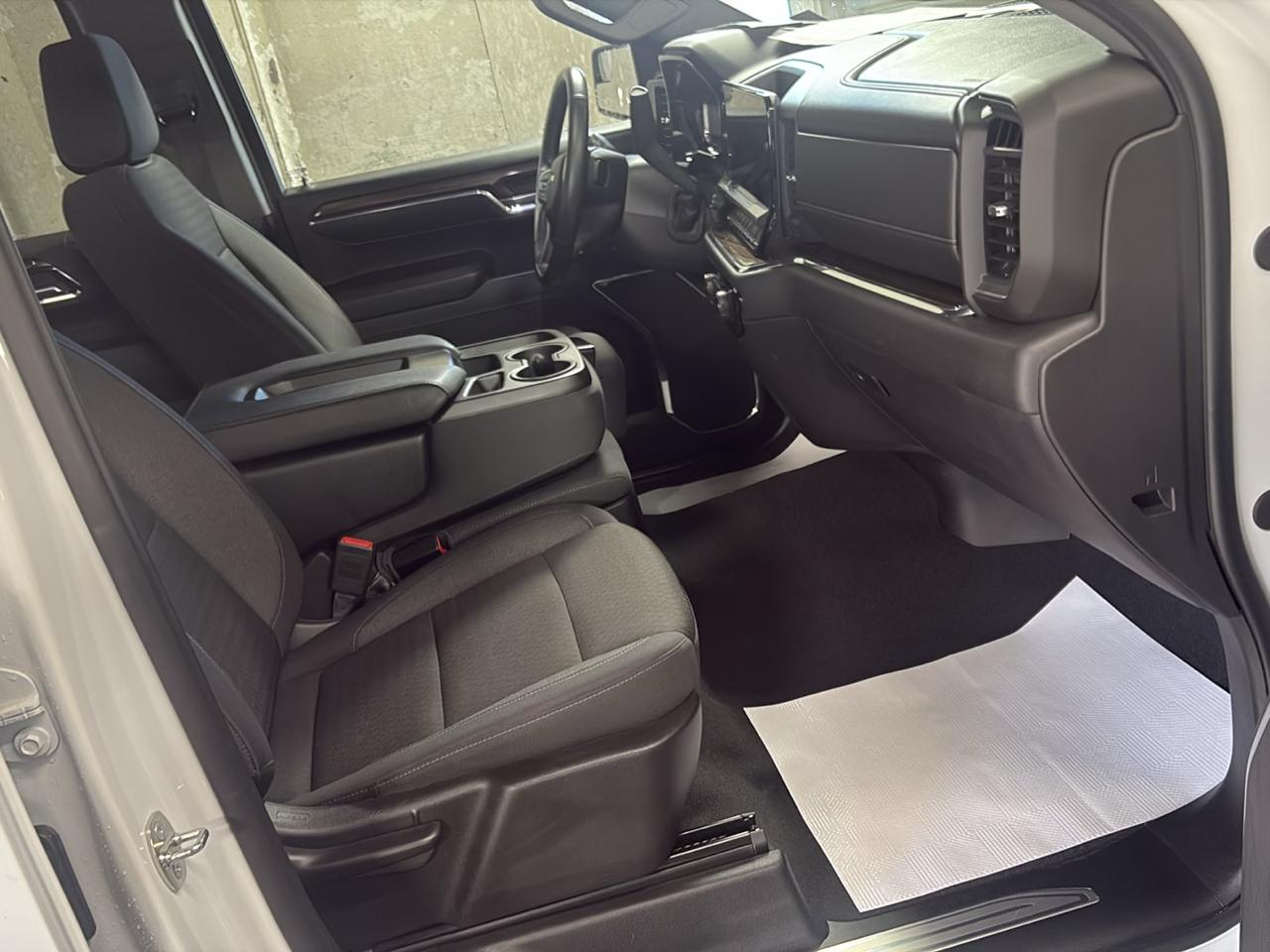 Chevrolet Silverado 1500 4WD Crew Cab 147" LT w/2FL 2024