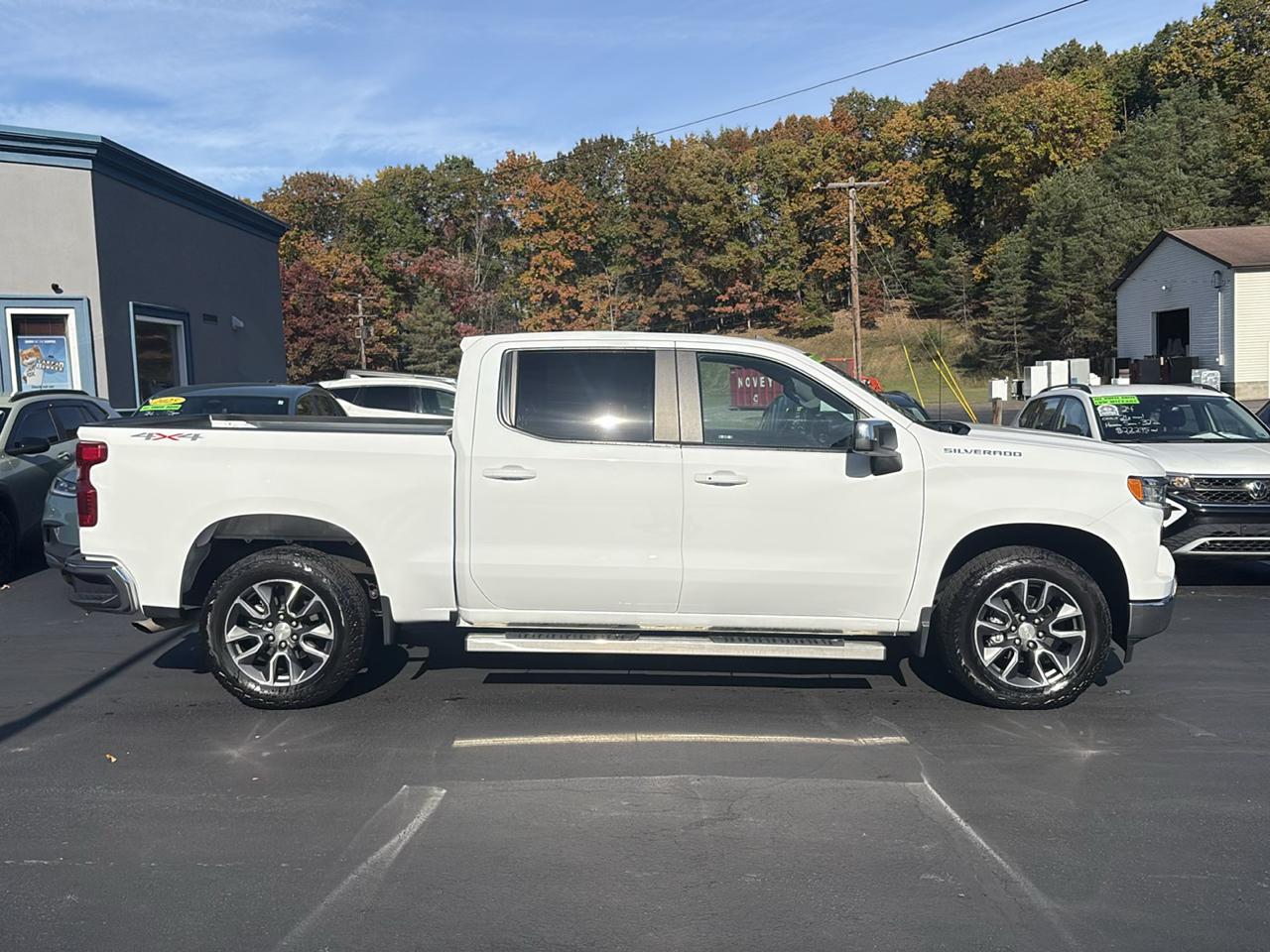 Chevrolet Silverado 1500 4WD Crew Cab 147" LT w/2FL 2024