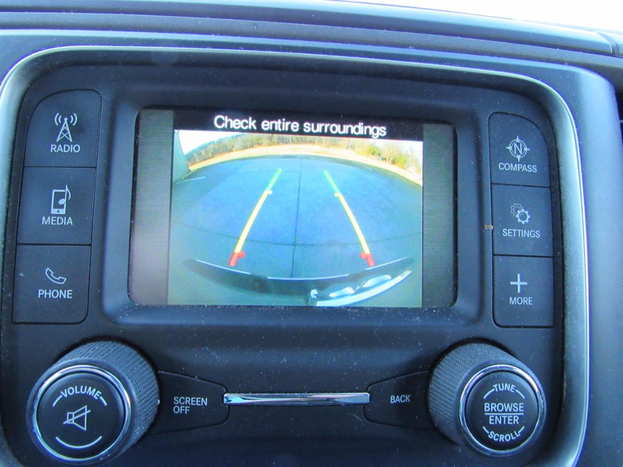 RAM 1500 Tradesman Regular Cab SWB 2WD 2016