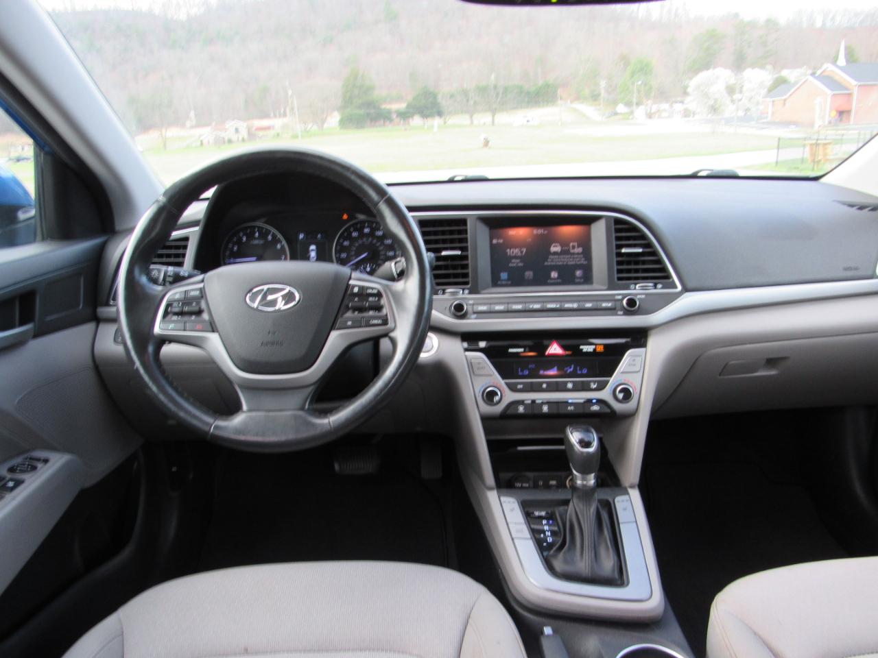 Hyundai Elantra Limited 2018