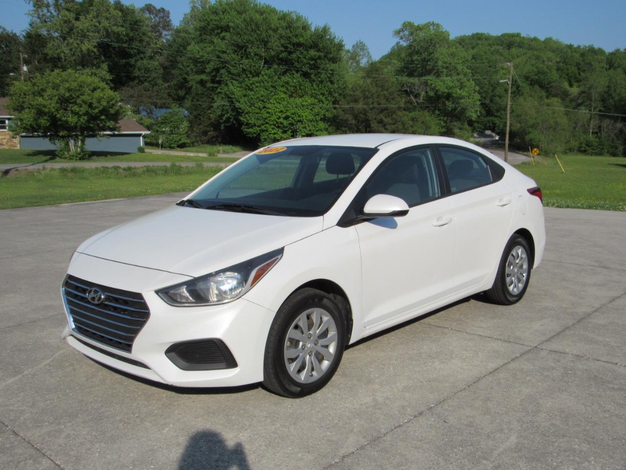 Hyundai Accent SEL 4-Door 6A 2022