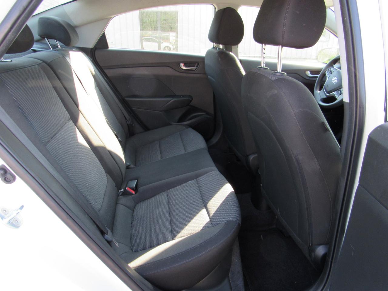 Hyundai Accent SEL 4-Door 6A 2022
