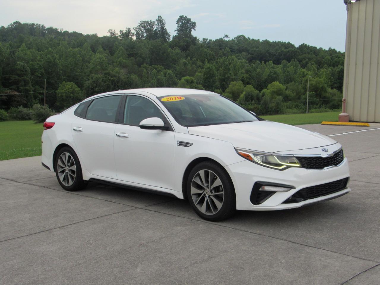 Kia Optima  2019