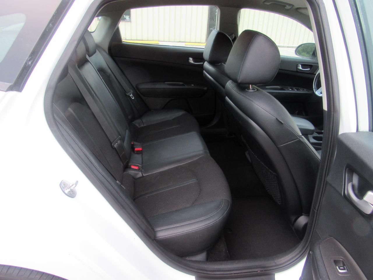 Kia Optima  2019