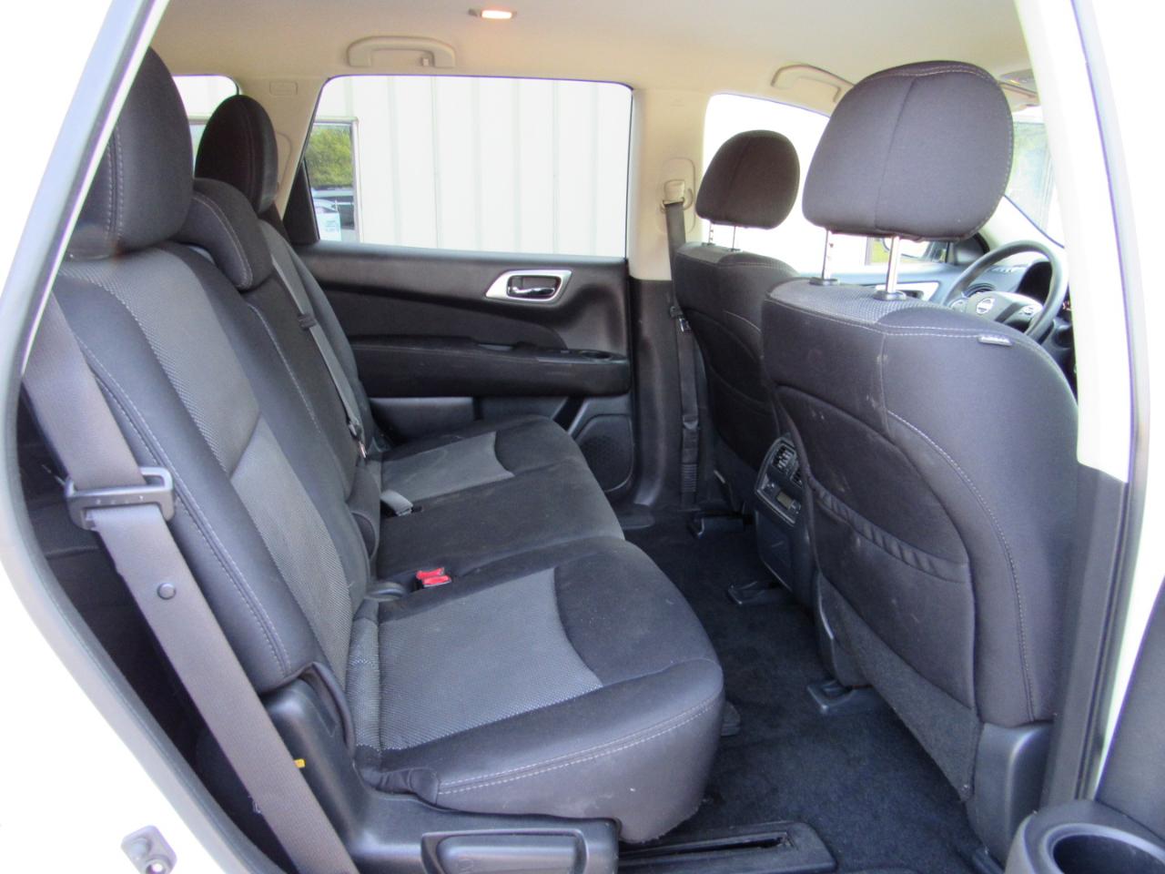 Nissan Pathfinder FWD S 2017