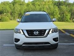 2017 Nissan Pathfinder 