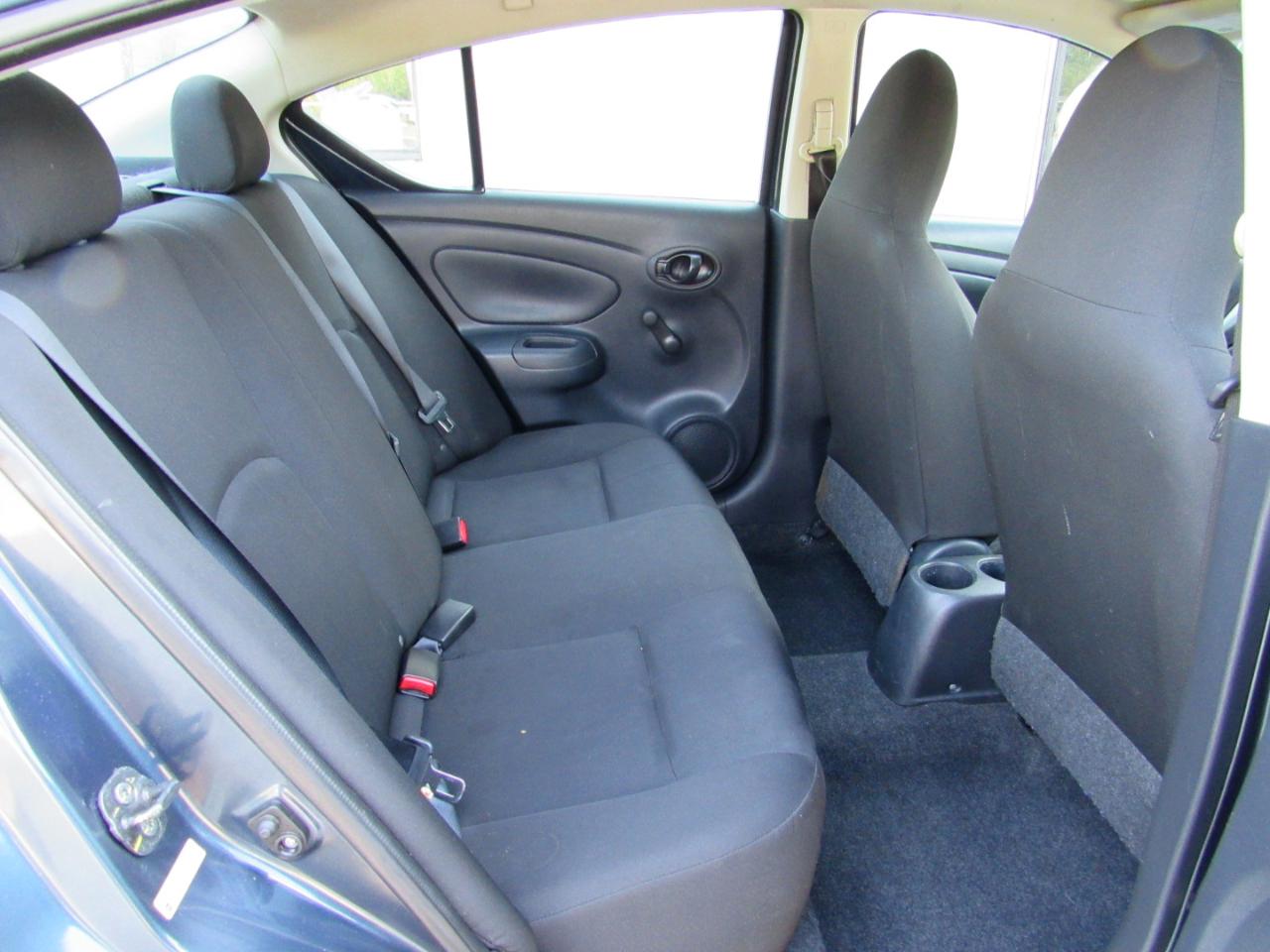 Nissan Versa 4dr Sdn Auto 1.6 S 2015