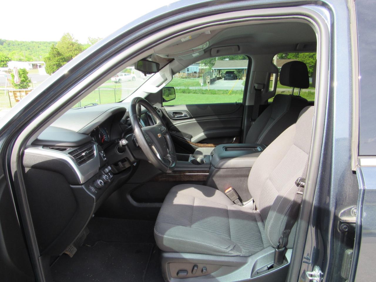 Chevrolet Tahoe 4WD 4dr LS 2020