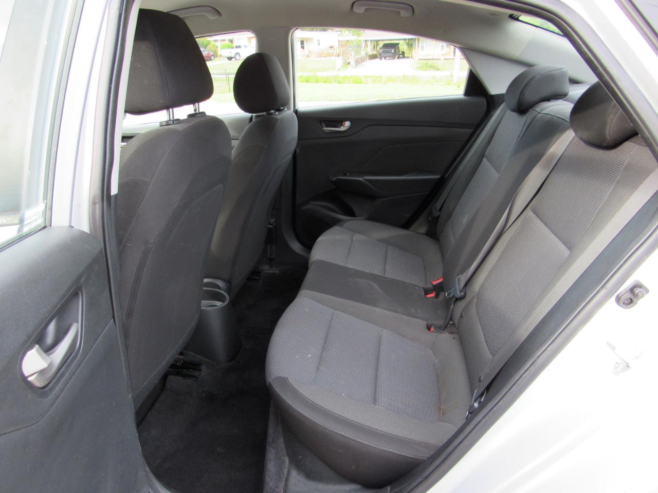 Hyundai Accent SE Sedan IVT 2021