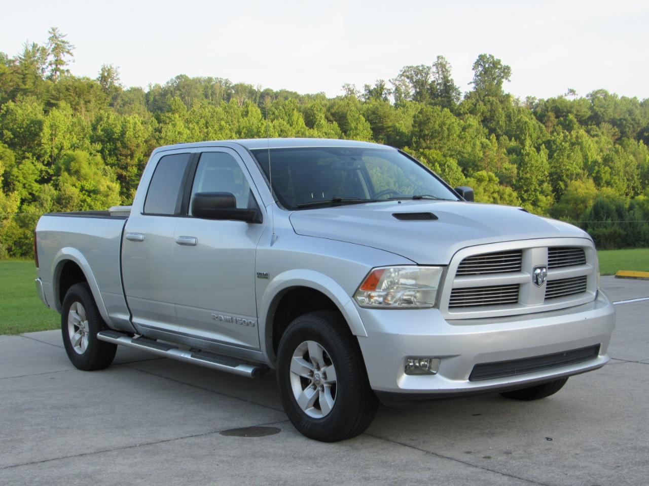 RAM 1500 Sport Quad Cab 4WD 2012