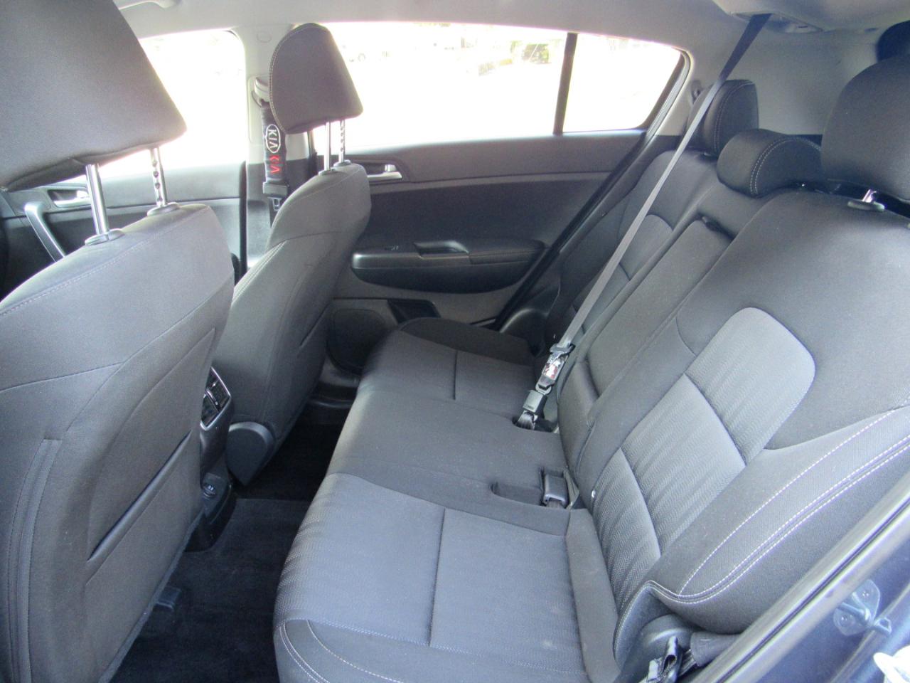 Kia Sportage LX FWD 2020