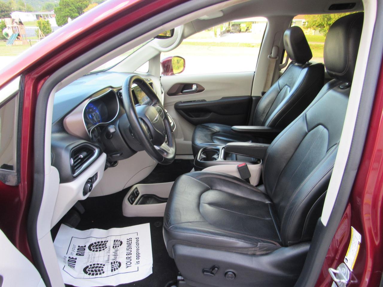 Chrysler Pacifica Touring-L 2017