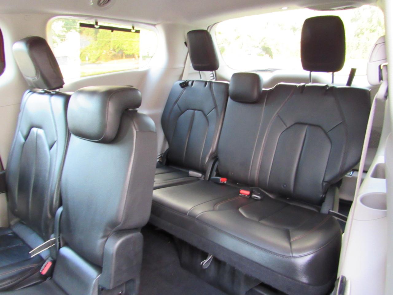 Chrysler Pacifica Touring-L 2017