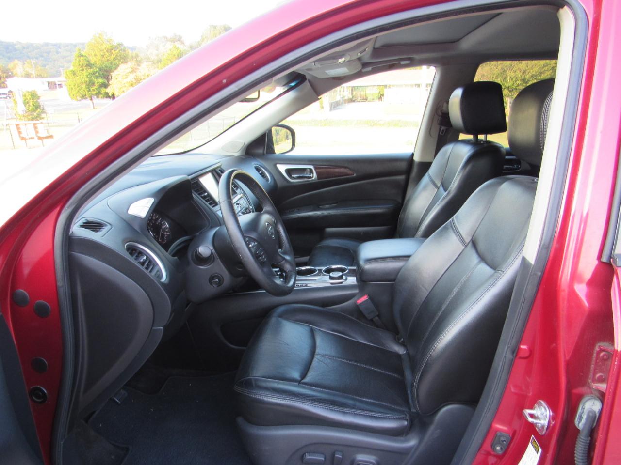Nissan Pathfinder S 4WD 2014