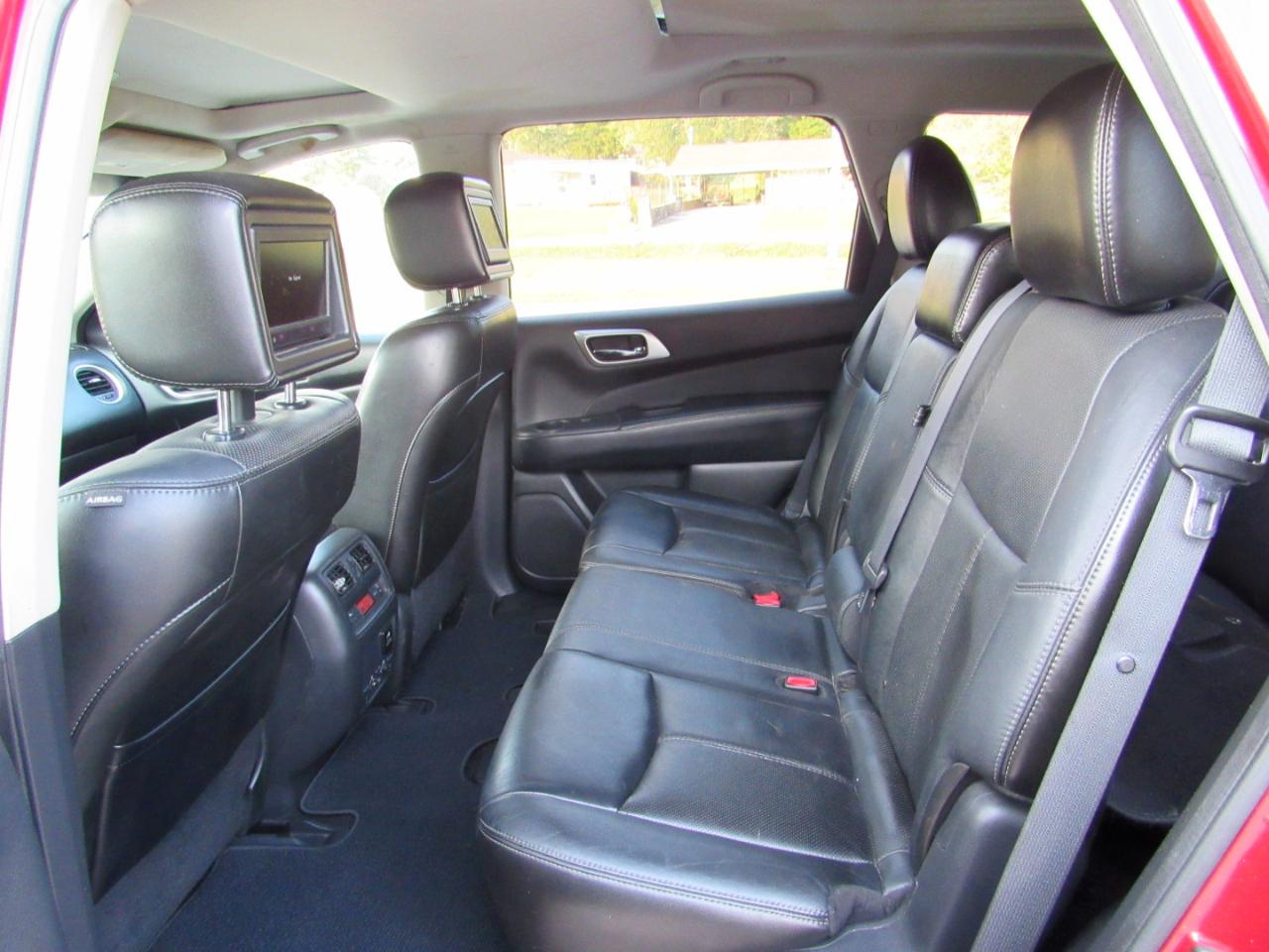Nissan Pathfinder S 4WD 2014