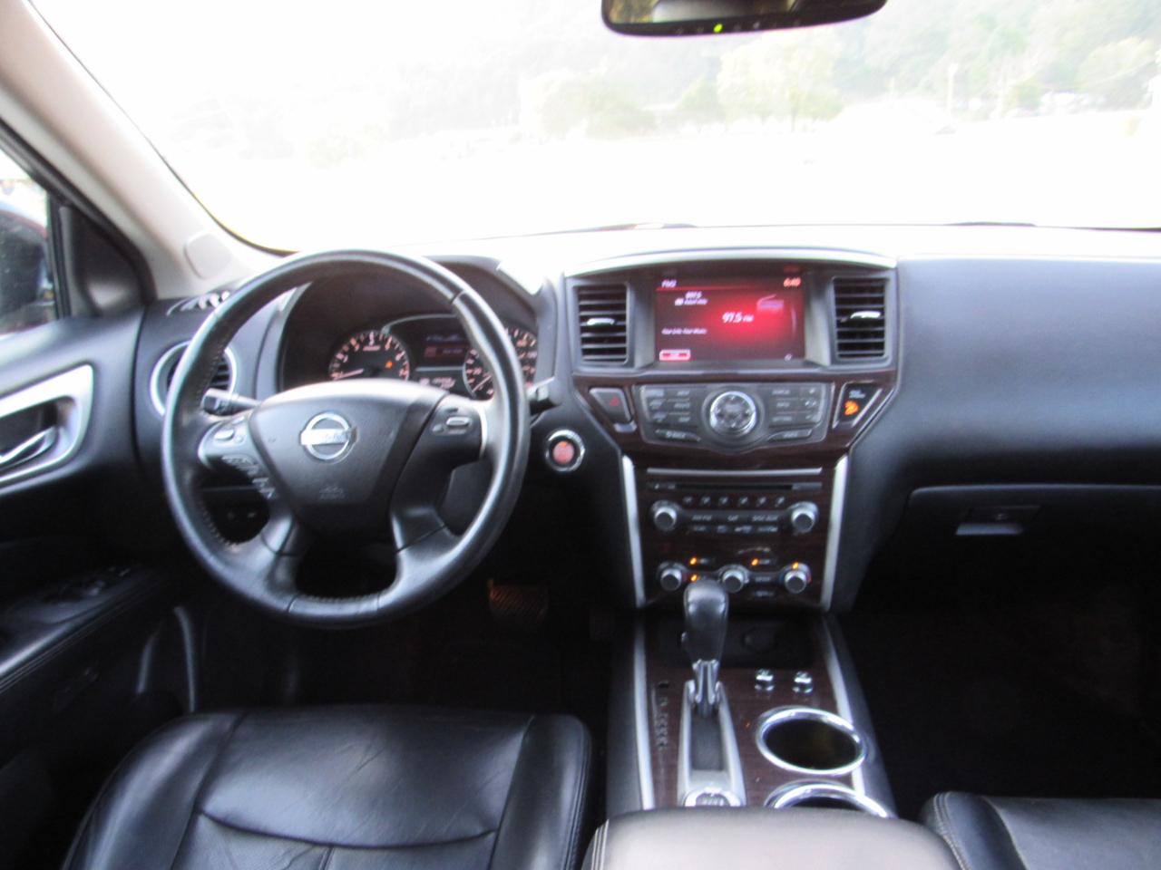 Nissan Pathfinder S 4WD 2014