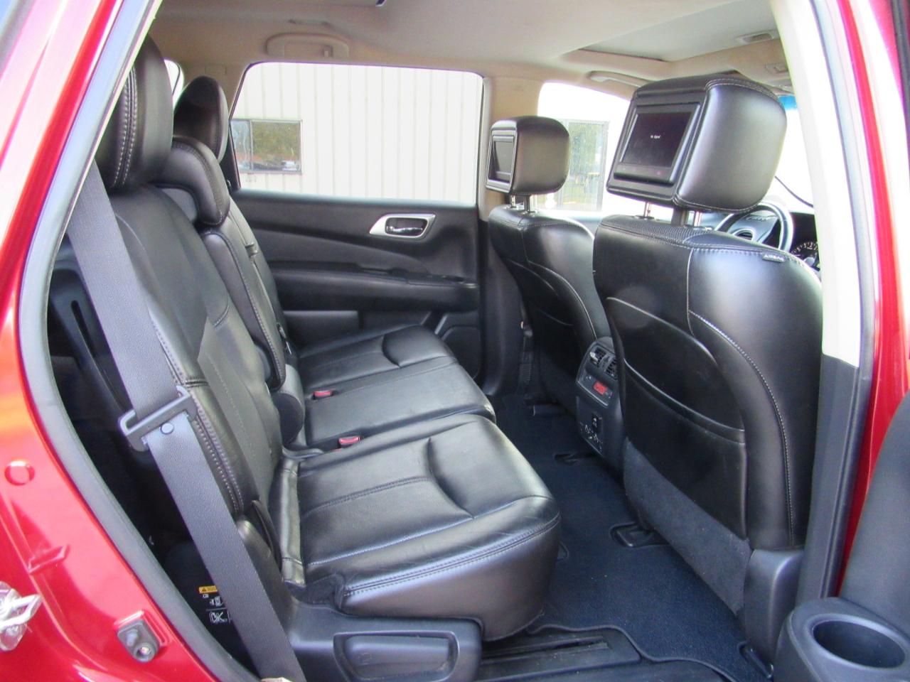 Nissan Pathfinder S 4WD 2014
