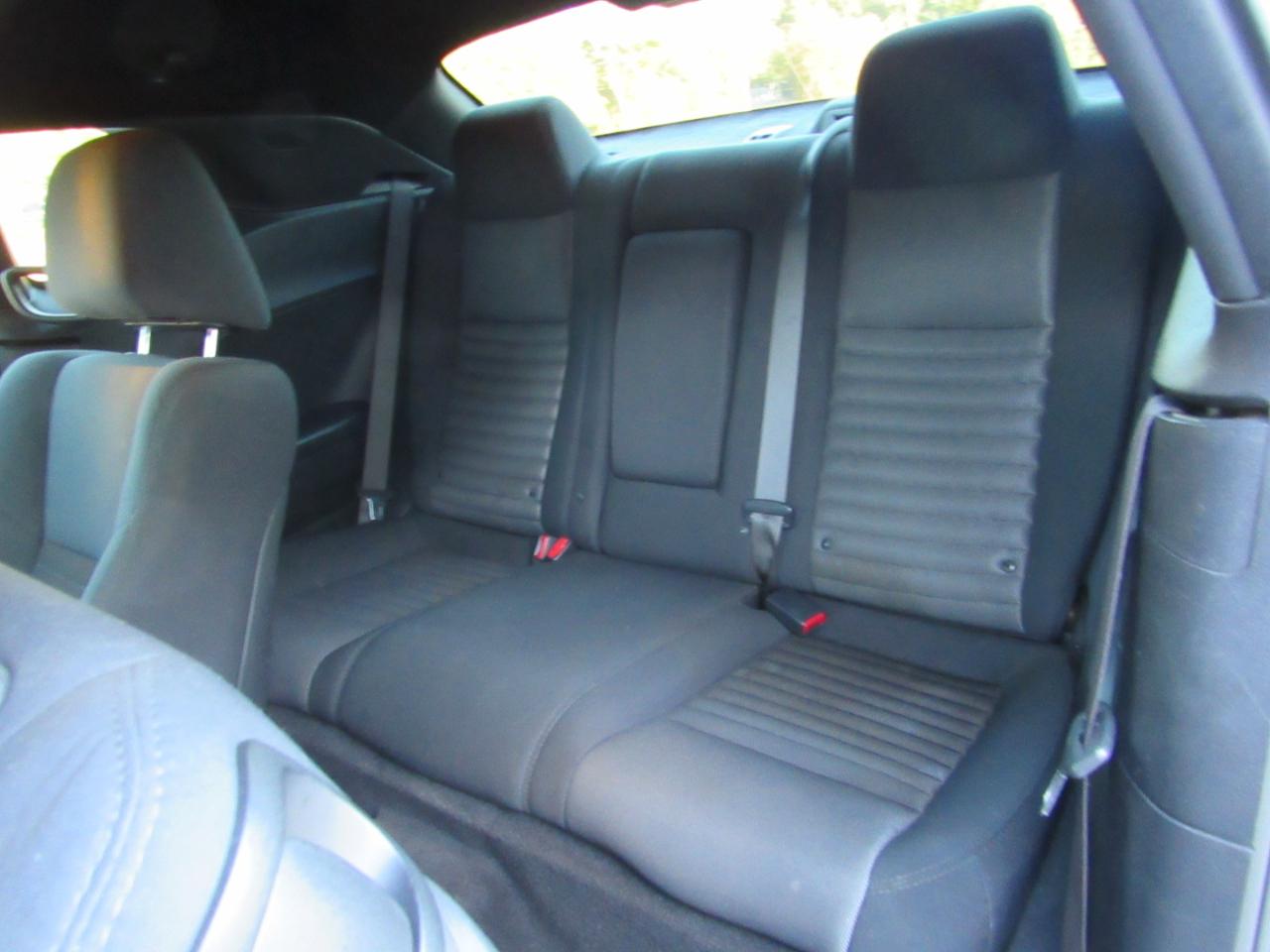 Dodge Challenger SXT 2013