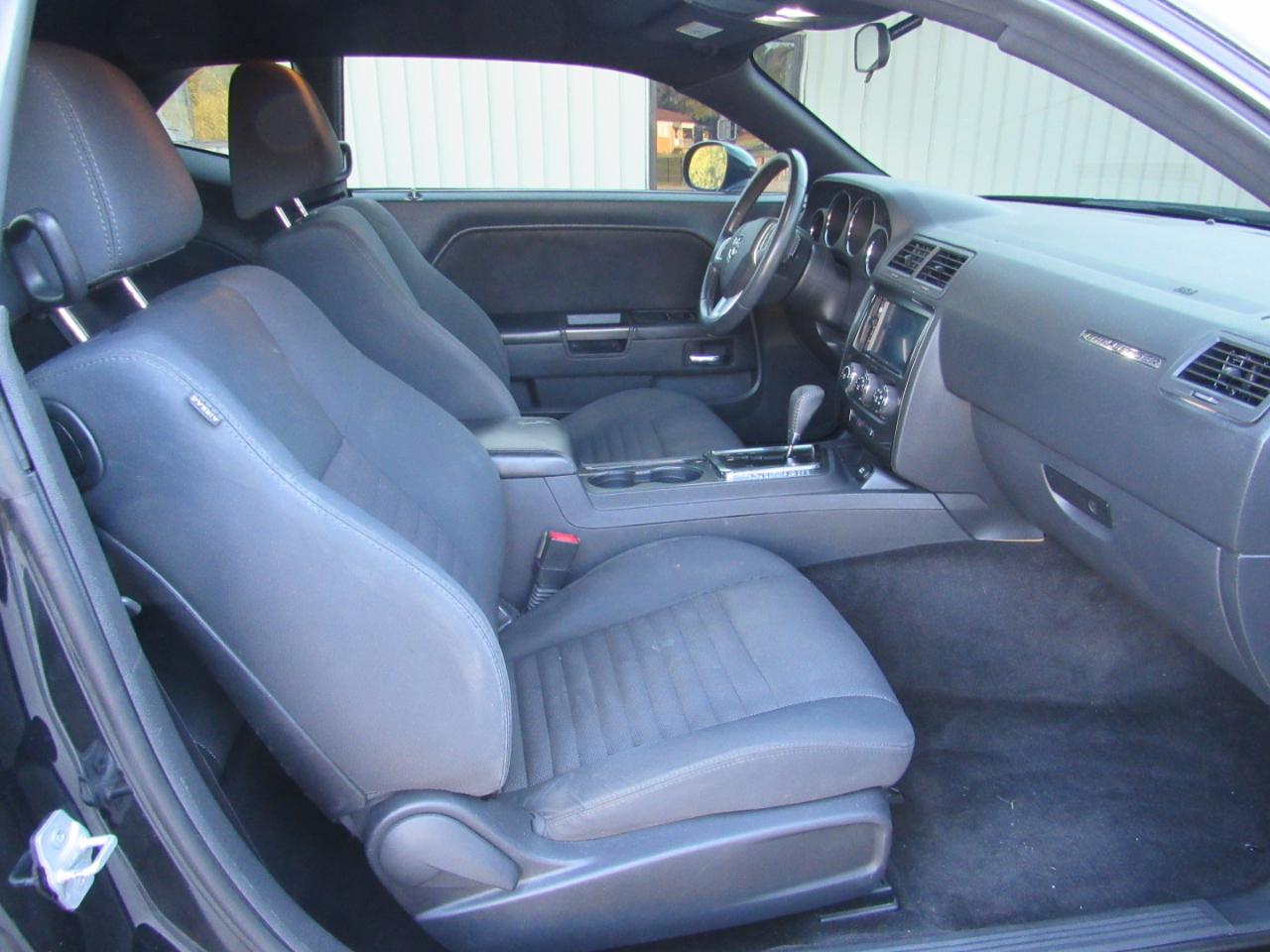 Dodge Challenger SXT 2013