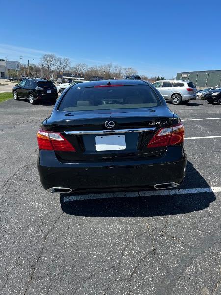 Lexus LS 460 L Luxury Sedan 2012