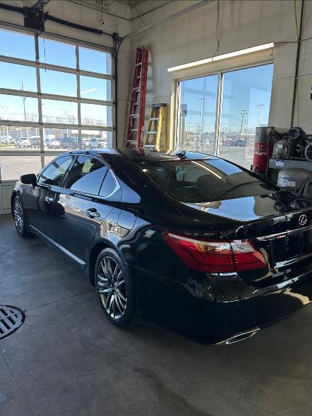Lexus LS 460 L Luxury Sedan 2012