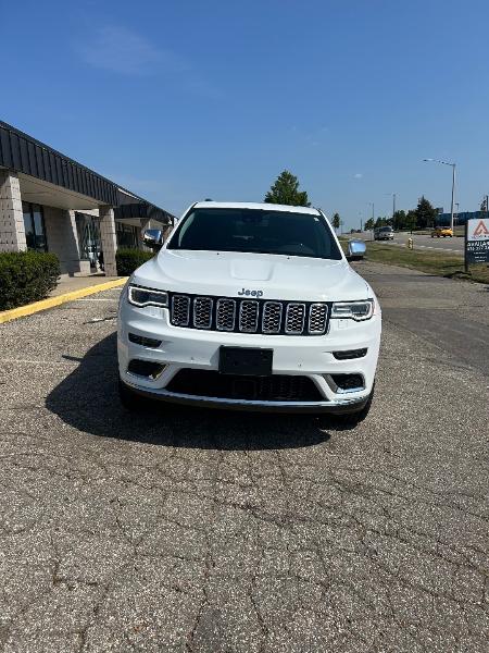 2018 Jeep Grand Cherokee Summit photo 2