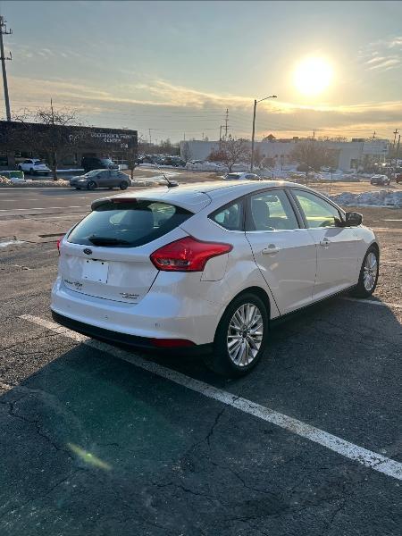 Ford Focus Titanium Hatch 2015