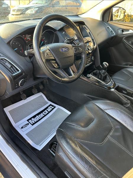 Ford Focus Titanium Hatch 2015