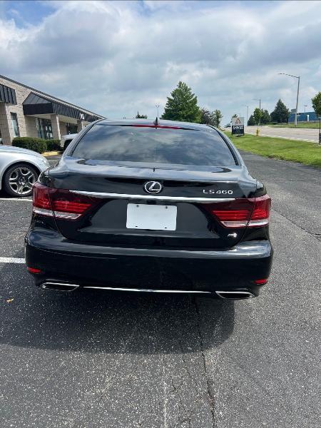 Lexus LS 460 Luxury Sedan AWD 2014