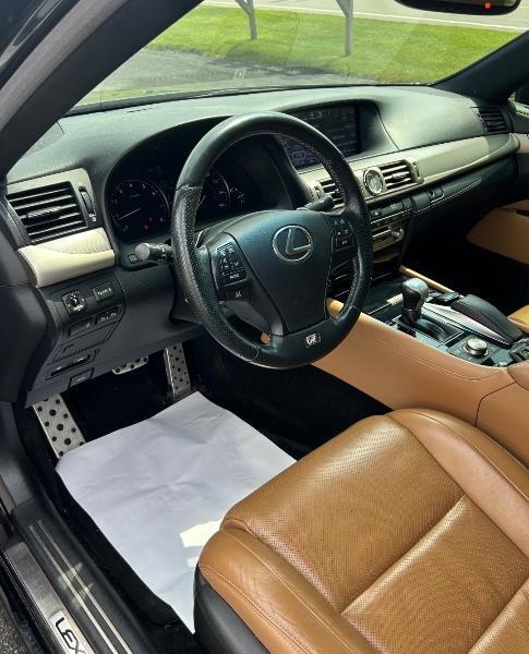 Lexus LS 460 Luxury Sedan AWD 2014