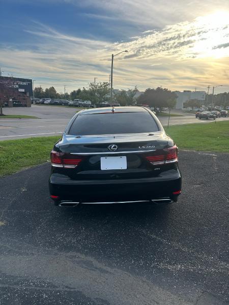 Lexus LS photo 3