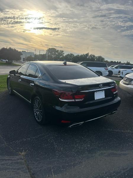 Lexus LS photo 4