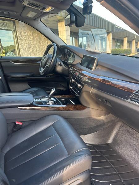 BMW X5 photo 7