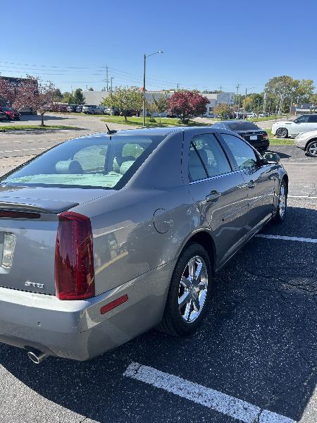 Cadillac STS photo 5