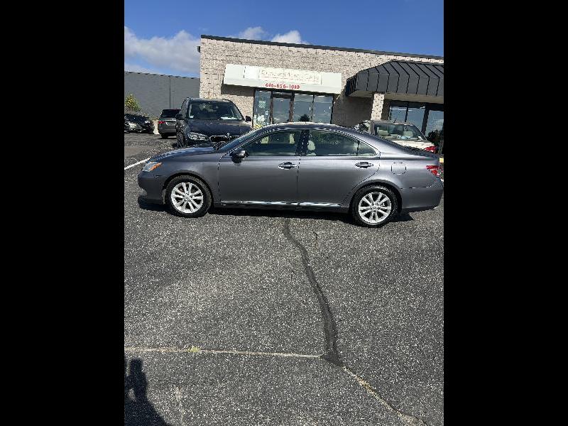 Lexus ES 350 Sedan 2012