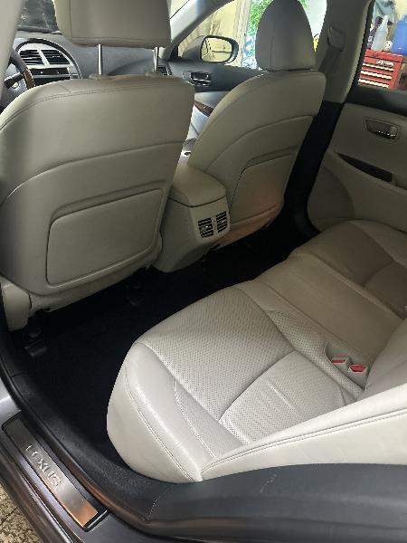 Lexus ES 350 Sedan 2012