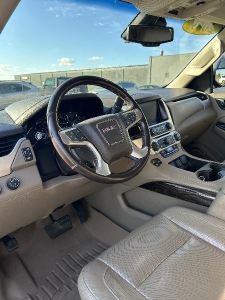 GMC Yukon SLT 4WD 2019