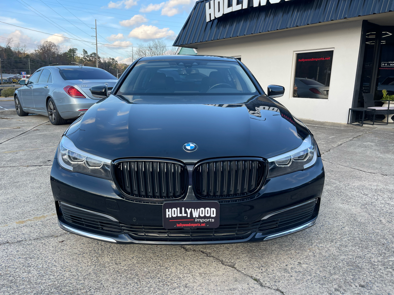 BMW 7-Series 740i 2019